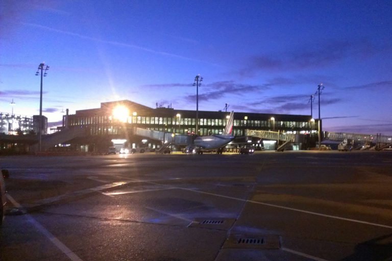 Flughafen-Hannover-HAJ-Rollwegbefeuerung-4