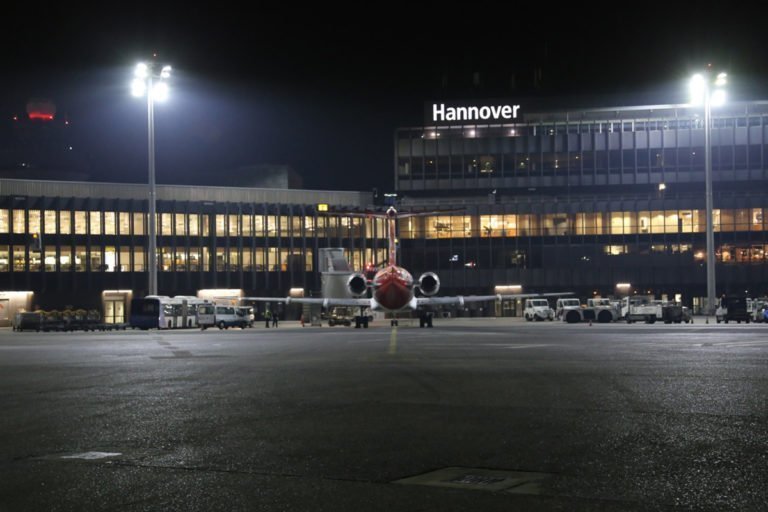 Flughafen-Hannover-HAJ-Vorfeldbeleuchtung-Terminal-A-B-4